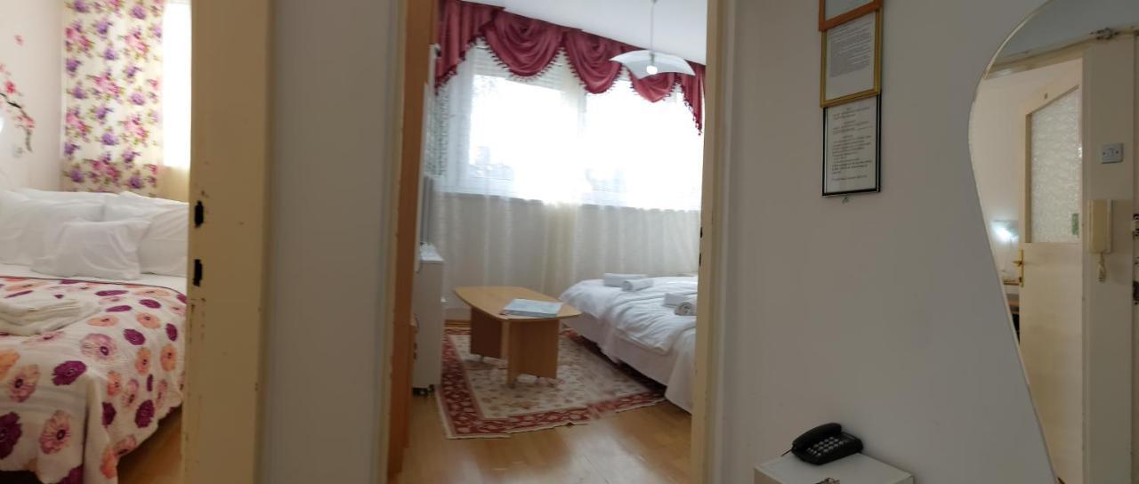 Apartment Daca Stan Belgrado Exterior foto