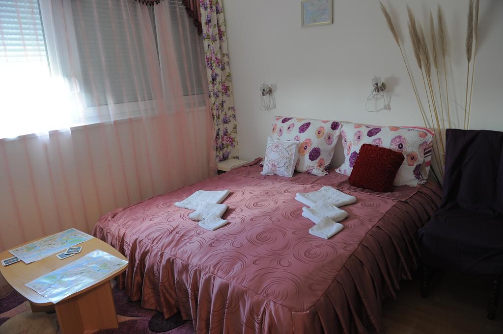 Apartment Daca Stan Belgrado Exterior foto